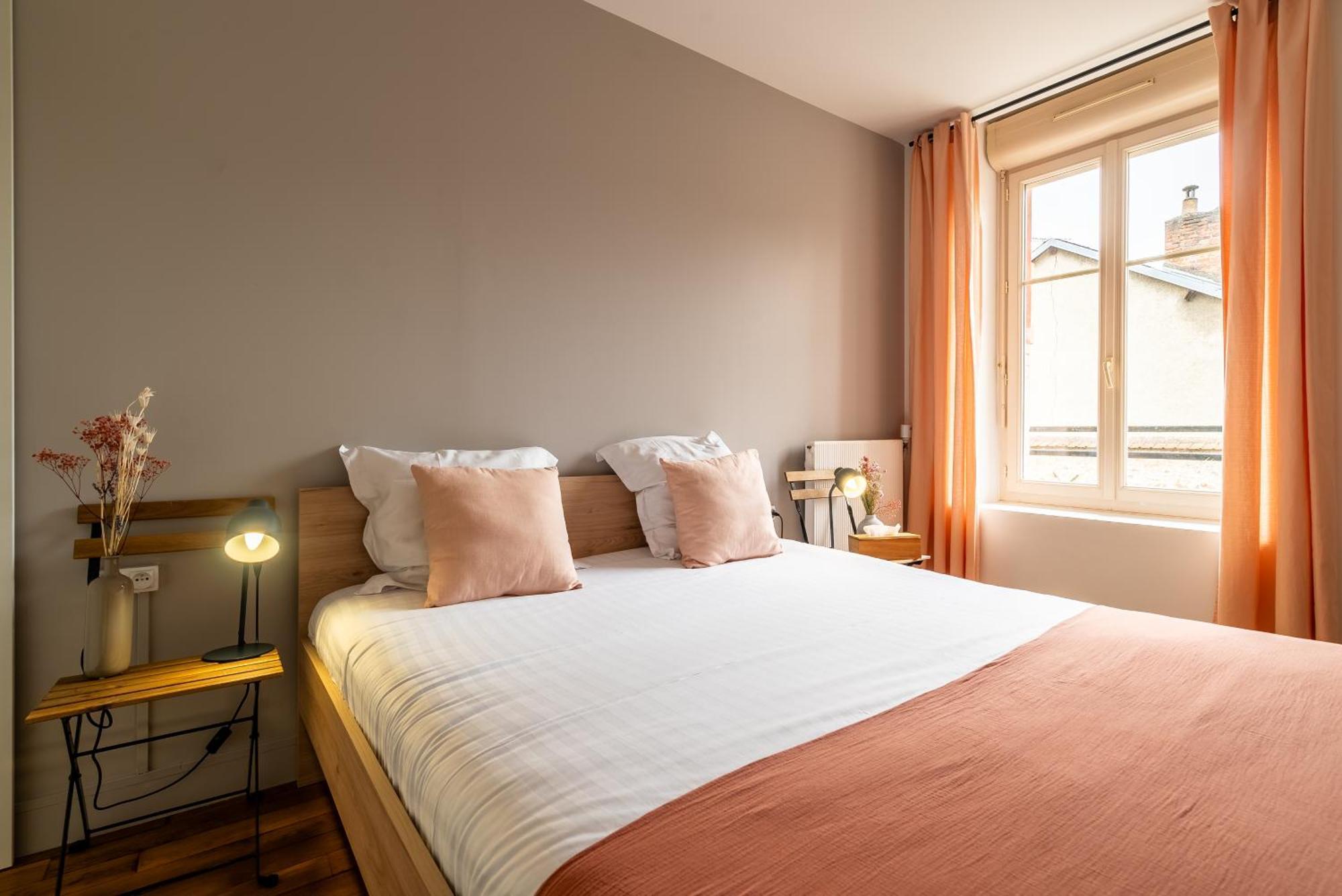 Mon Appart'Hotel - Gare De Limoges - Appartement Familial - Parking En Supp エクステリア 写真